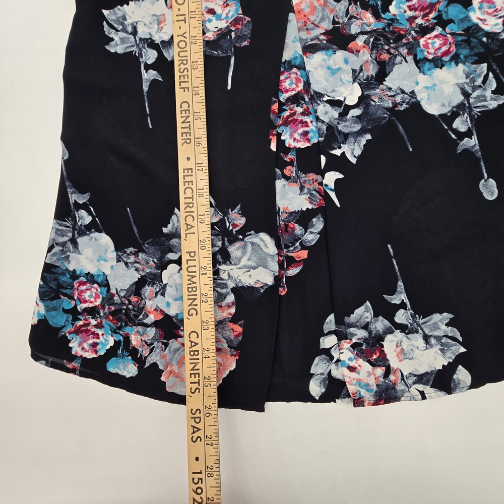 Daniel Rainn Black Floral Sleeveless Top Women's Size Small - Picture 7 of 7